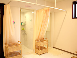 シャワールーム